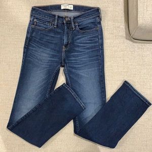 Abercrombie Kids Straight Dark Wash Jeans (Youth Boys) 13/14